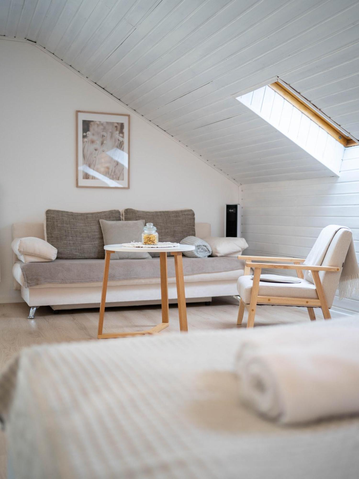 מינדלהיים Charmantes Apartment Mit Balkon מראה חיצוני תמונה